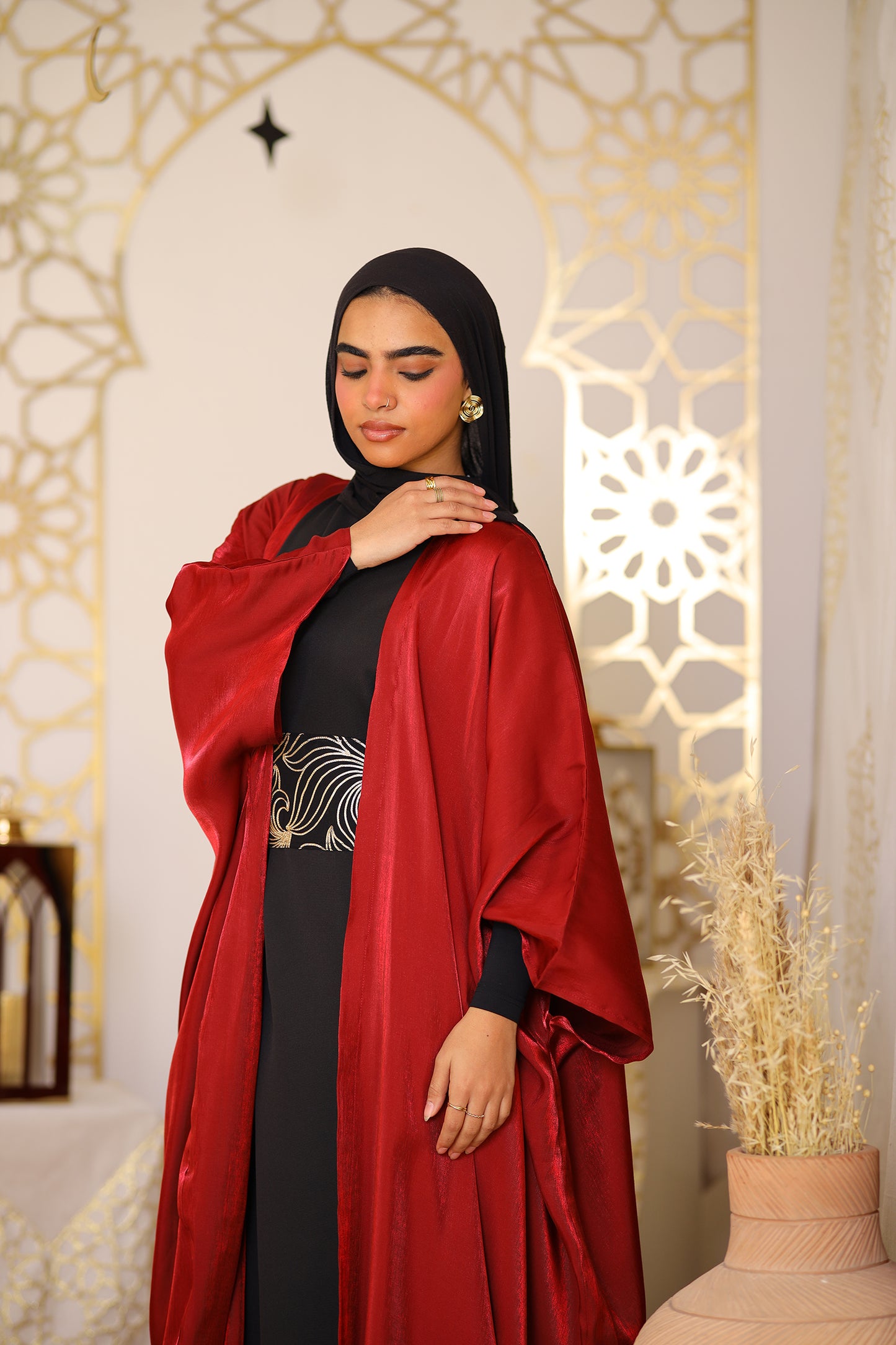 Shimmer Kaftan With Embroidery Indian Belt ( Burgundy )