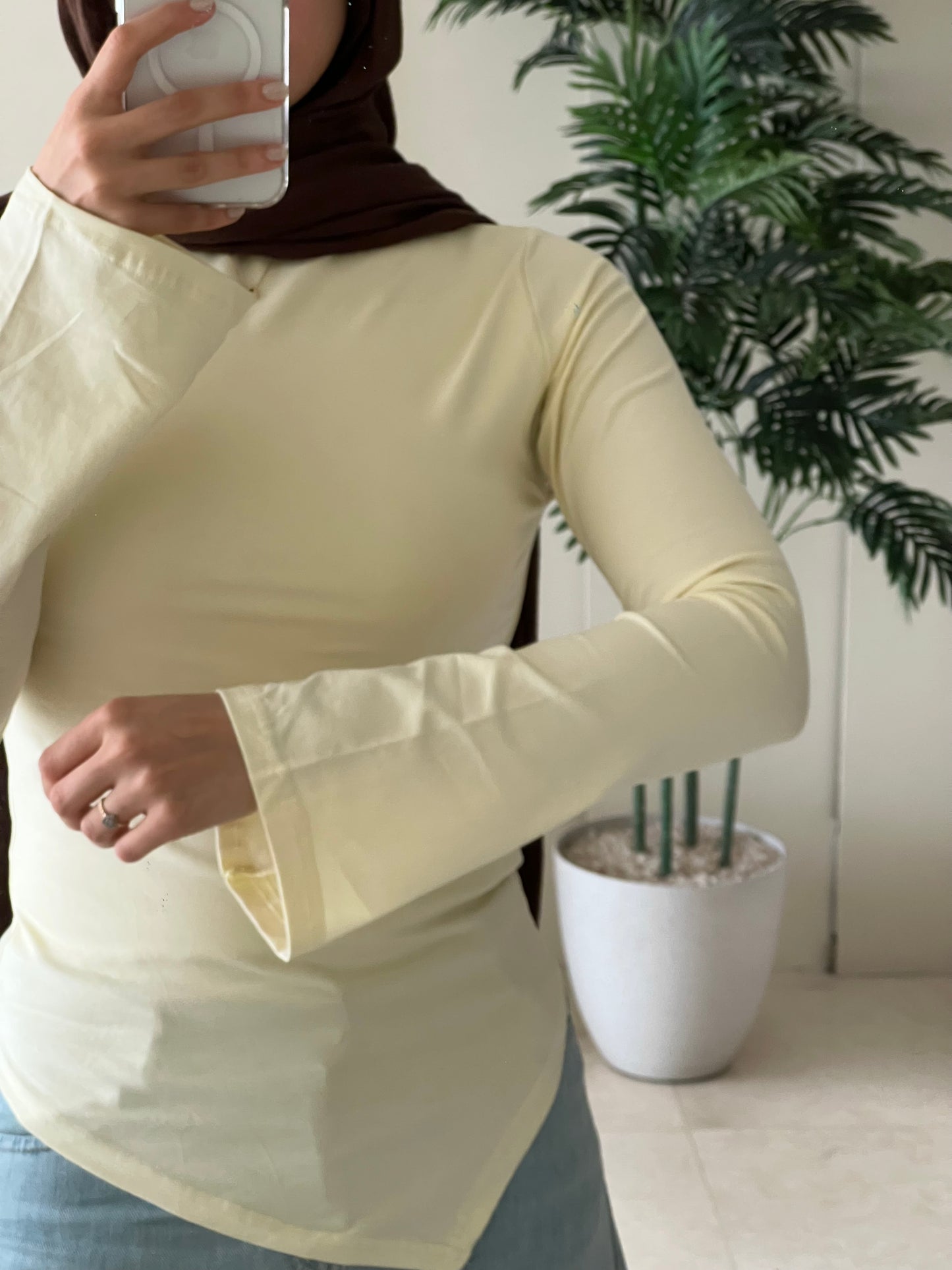 ASYMMETRIC BELL SLEEVE BASIC