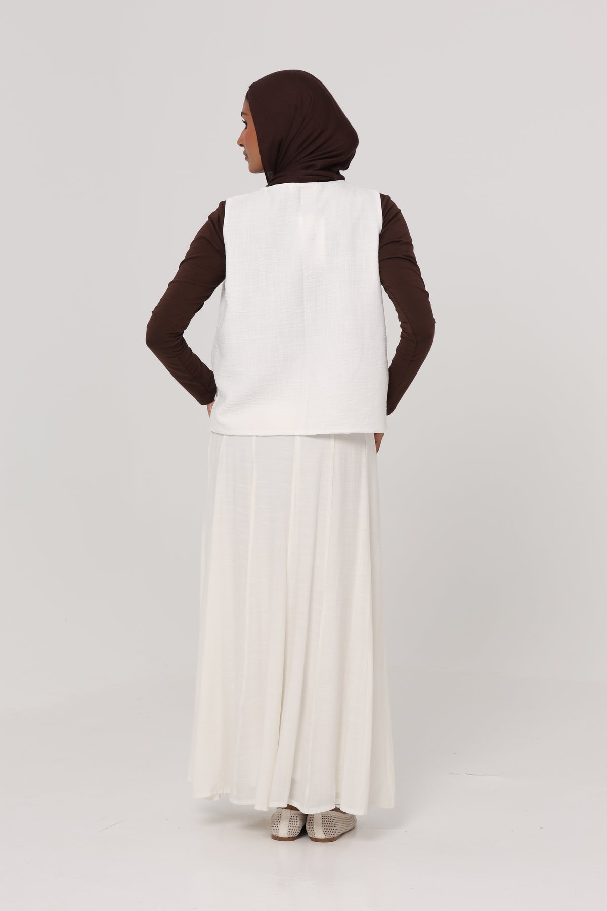 ELLA's LINEN EMBROIDERED VEST v2