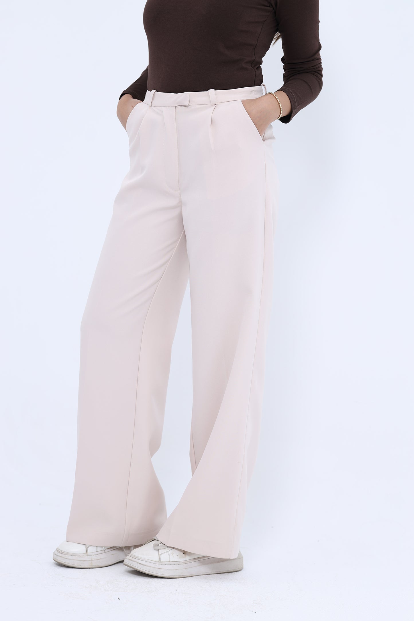 Ella's  Straight Leg Pants
