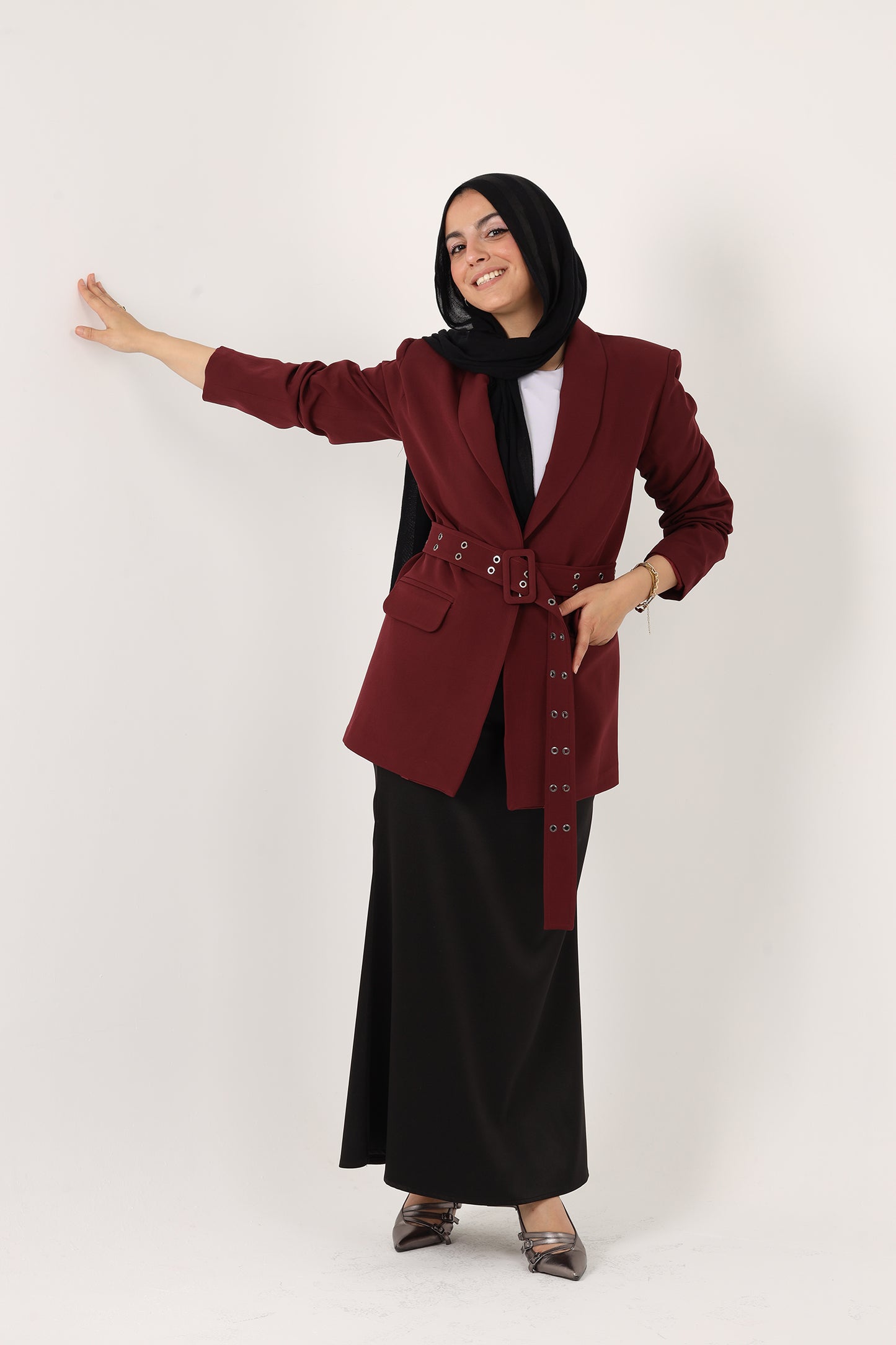 ELLA's RELAXED FIT BLAZER WITH BELT