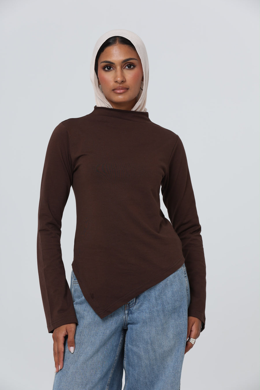 ASYMMETRICAL BELL SLEEVES BASIC