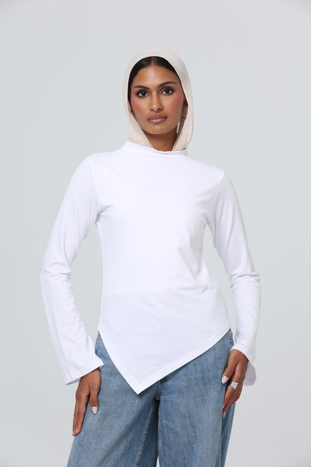 ASYMMETRICAL BELL SLEEVES BASIC