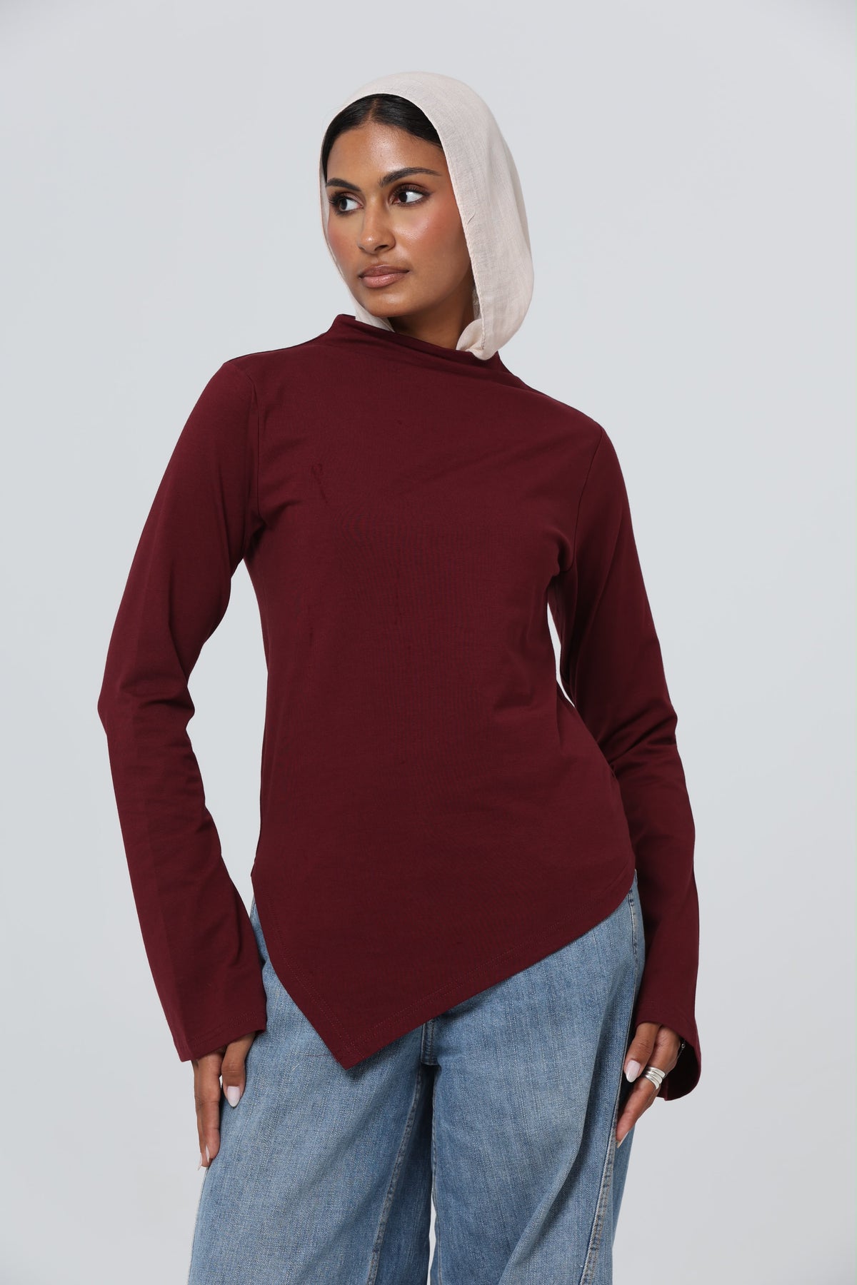ASYMMETRICAL BELL SLEEVES BASIC