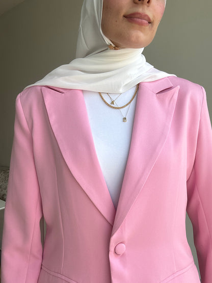 Ella's Regular Fit Blazer