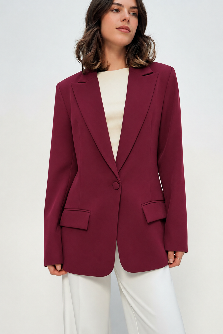 ELLA's REGULAR FIT BLAZER