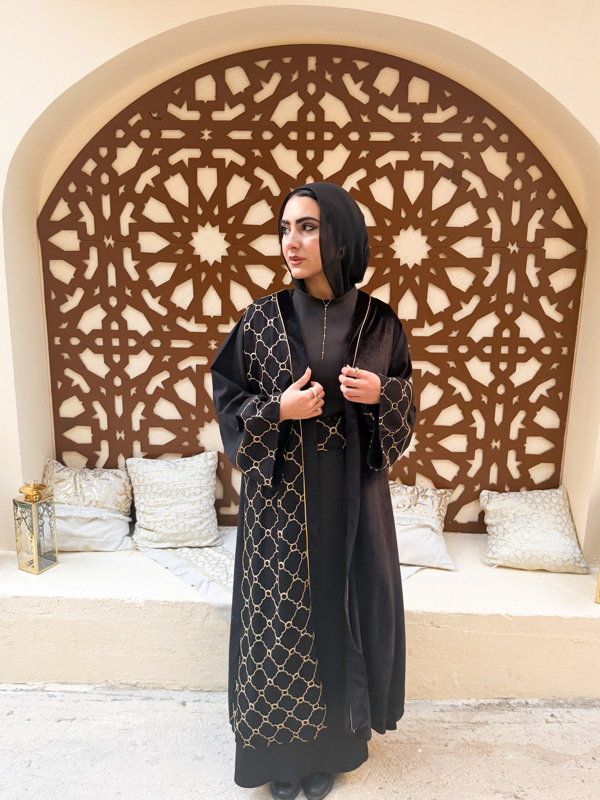 Layal LAYAL KAFTAN WITH EMBROIDERY BELT – Ella